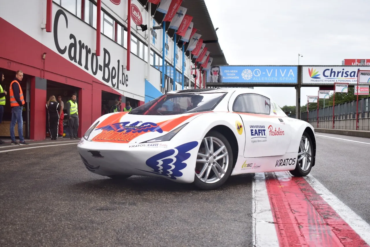 KRATOS Solar Car I in the iLumen paddock at Zolder.